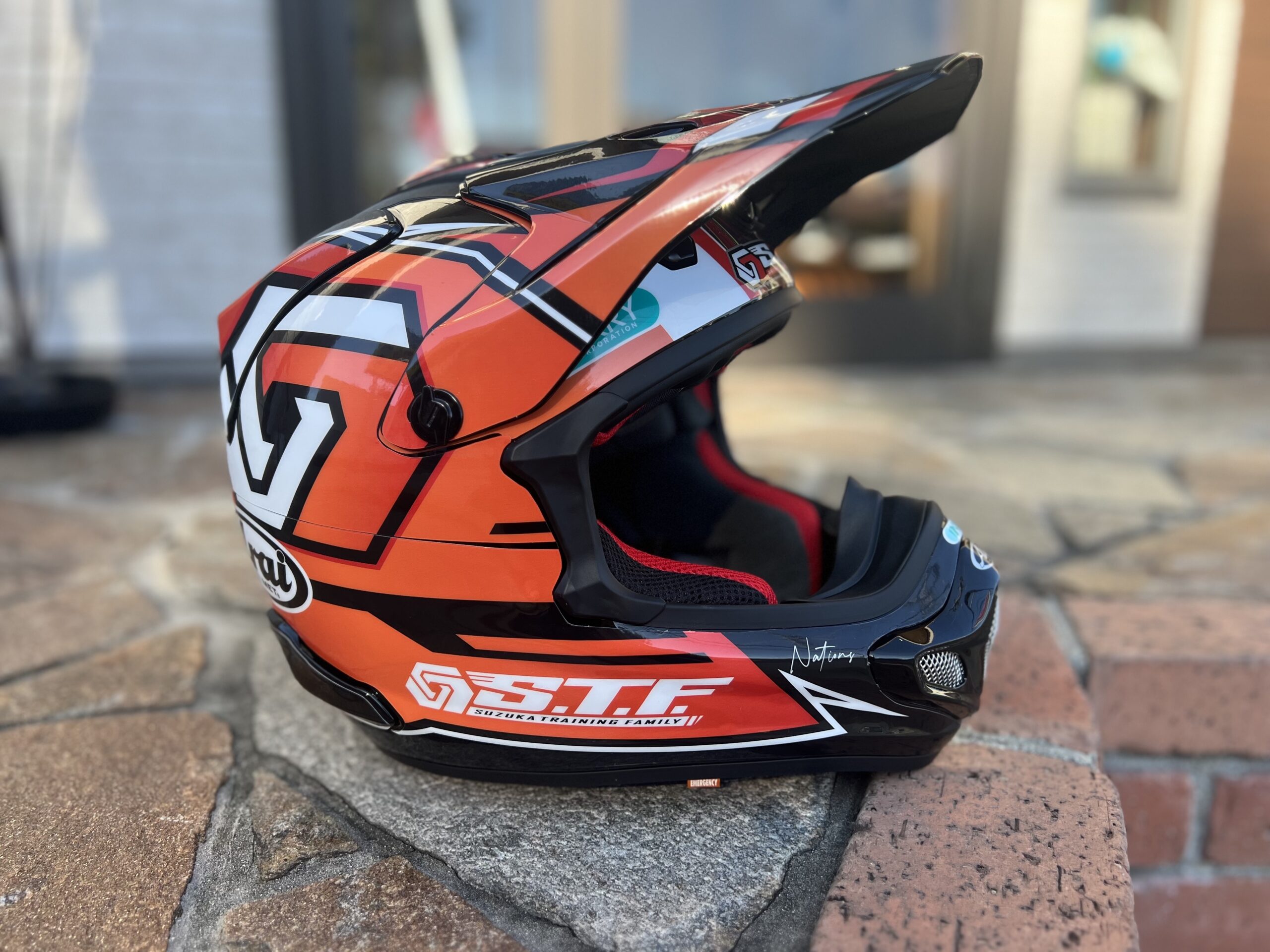 ARAI ヘルメットデカール - 印刷物・WEB・デカール・カーラッピング